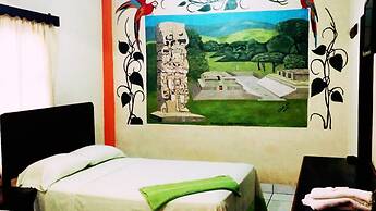 Hotel y Hostal Yaxkin Copan