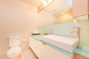 Toronto Rooms and Suites