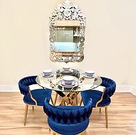 Toronto Rooms and Suites