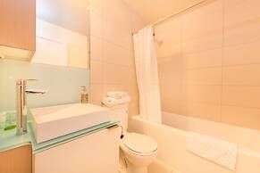 Toronto Rooms and Suites