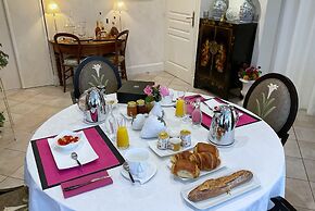 Villa l'Olivier, Chambre d'Hôtes Les Volets Bleus