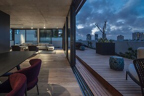 LEVEE Yehuda Halevi 16 Tel Aviv