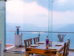 Cloud Mist Resort and Spa