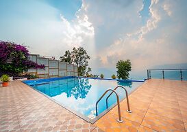 Cloud Mist Resort and Spa