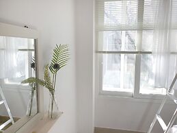 Cheese Guesthouse - Hostel