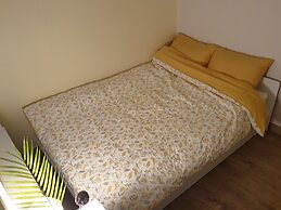 Cheese Guesthouse - Hostel