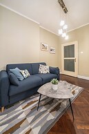 3 BDR Top Center Artistic Apartment - 115 m2