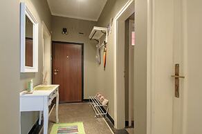 3 BDR Top Center Artistic Apartment - 115 m2