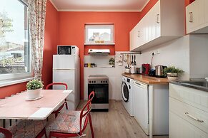 3 BDR Top Center Artistic Apartment - 115 m2