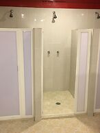 Grandes Grupos Bunker Rooms