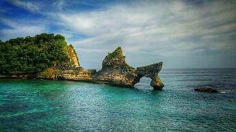 Kubu Artha Bungalow Nusa Penida