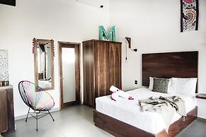 Distrito 88 - Adults only