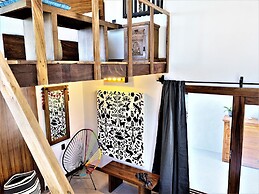 Distrito 88 - Adults only