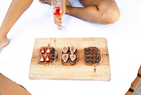 Distrito 88 - Adults only
