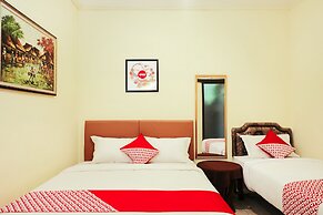 OYO 465 Alam Citra Bed & Breakfast