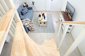 Hide and Seek Boutique Hometel