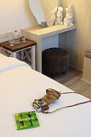 Hide and Seek Boutique Hometel