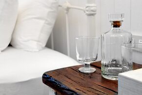 Hide and Seek Boutique Hometel