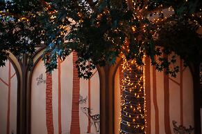 Hide and Seek Boutique Hometel