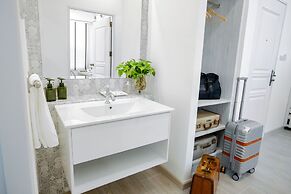 Hide and Seek Boutique Hometel