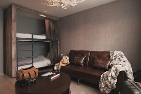 Hide and Seek Boutique Hometel