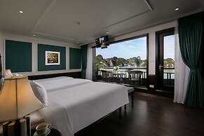 Genesis Regal Cruise