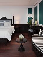 Genesis Regal Cruise