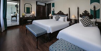 Genesis Regal Cruise