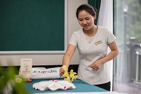 Genesis Regal Cruise