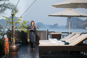 Genesis Regal Cruise