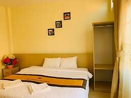 Galaxy VangVieng Hotel