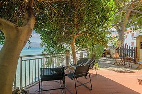 Nikos Panagiotareas House