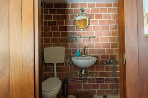 Nikos Panagiotareas House