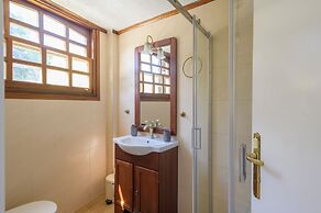 Nikos Panagiotareas House