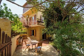 Nikos Panagiotareas House