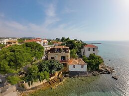 Nikos Panagiotareas House