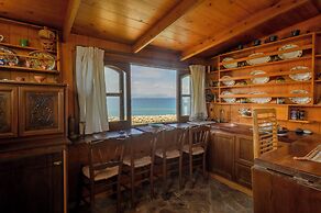 Nikos Panagiotareas House