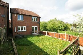 3 Bedroom Holiday Home With River Views