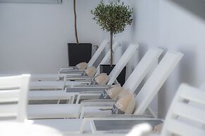 Naiades Marina Hotel