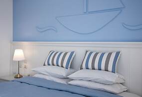 Naiades Marina Hotel