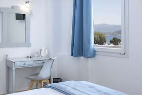 Naiades Marina Hotel