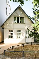 Apartments Alexandrinenstrasse