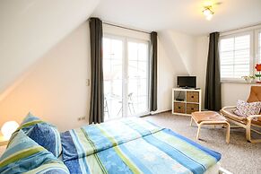 Apartments Alexandrinenstrasse