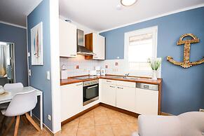 Apartments Alexandrinenstrasse