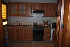 Marina Beach CHW Apartment