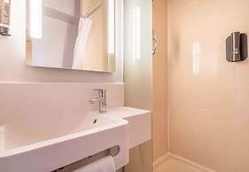 B&B Hotel Salon De Provence