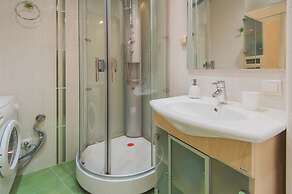 GM Apartment Bryanskaya 12