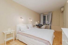 GM Apartment Smolenskaya 10