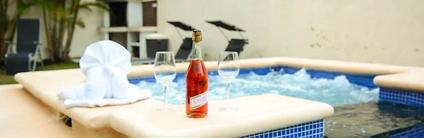 Casa con Piscina y Vigilancia 24H