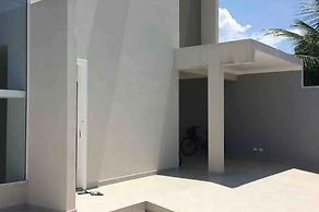 Casa com piscina em Caraguatatuba